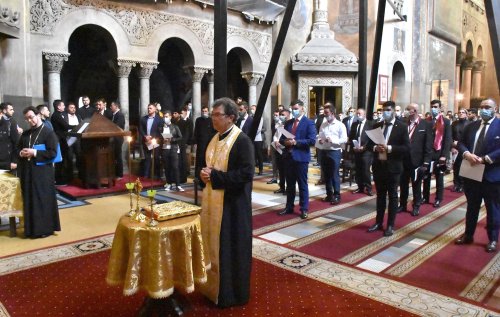 Absolvenții Facultății de Teologie Ortodoxă din Cluj-Napoca au depus jurământul de credință