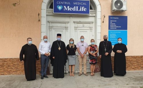 Sfințirea unui centru medical din Parohia Pâncota, județul Arad