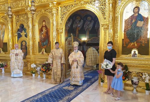 Hirotonie întru diacon la Catedrala Arhiepiscopală din Arad