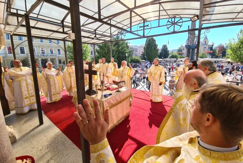 Sfânta Liturghie arhierească la Catedrala Mitropolitană din Cluj-Napoca
