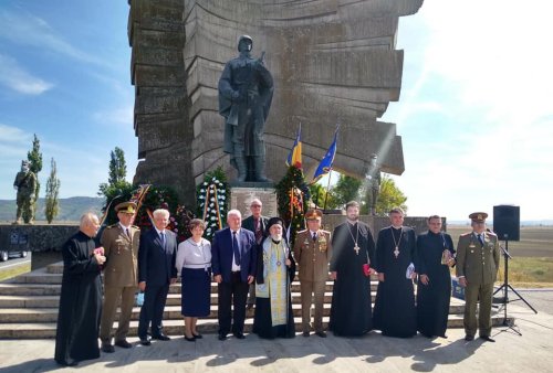 Comemorarea eroilor de la Păuliș, județul Arad