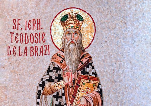 Sfântul Ierarh Mucenic Teodosie  de la Mănăstirea Brazi, Mitropolitul Moldovei; Sfântul Sfinţit Mucenic Foca, Episcop de Sinope
