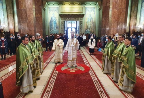 Sfântul Cuvios Dimitrie cel Nou, Ocrotitorul Bucureștilor, prăznuit la Alba Iulia