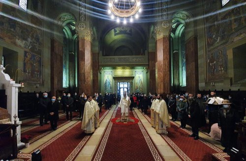 Liturghie arhierească la Catedrala Arhiepiscopală din Alba Iulia