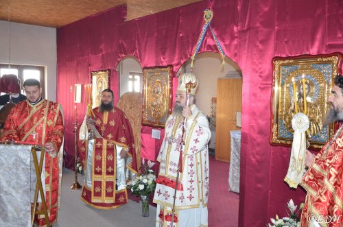Liturghie arhierească la Schitul Bălata, Hunedoara
