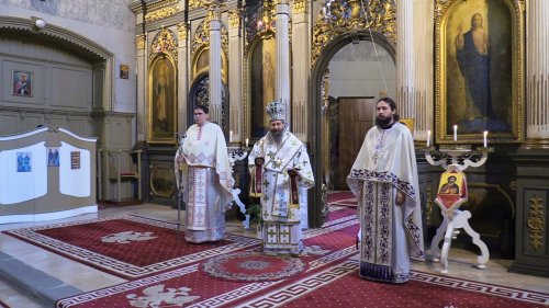 Slujire arhierească la Catedrala Episcopală din Giula, Ungaria