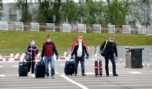 Românii își doresc întoarcerea acasă  a concetățenilor