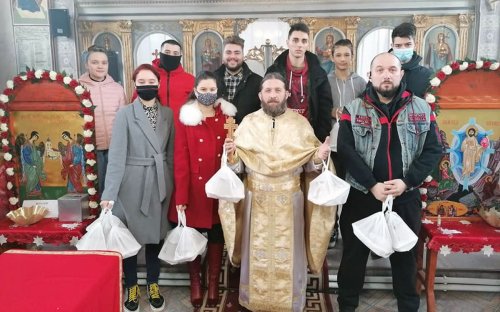 Un an de binefacere prin campania „Mâinile  Bucuriei” în Caraș-Severin 