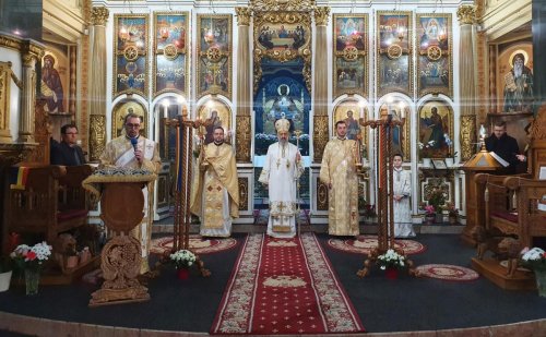 Liturghie arhierească la Târgu Mureș