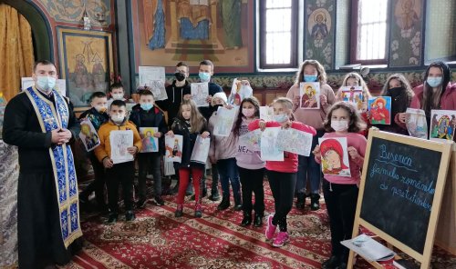 Activități artistice și filantropice la o parohie din Târgu Jiu 