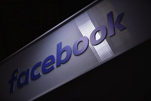 Jurnaliștii francezi au dat în judecată Facebook