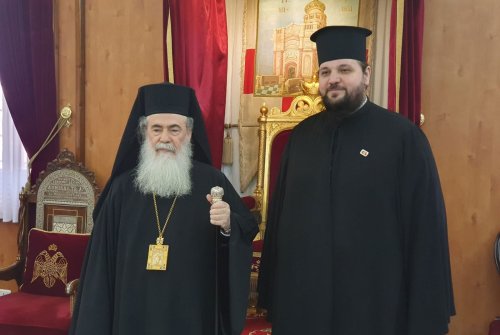 Superiorul Aşezămintelor româneşti la Locurile Sfinte la Patriarhul Ierusalimului