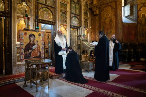Un nou stareț pentru Mănăstirea „Sfinții Trei Ierarhi” din Iași