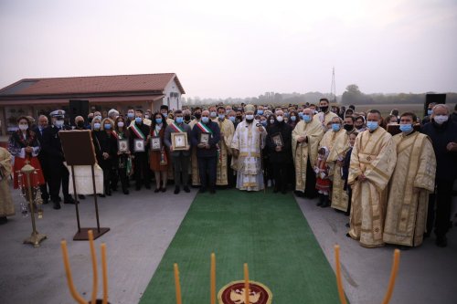 Credinţa românilor  din Padova-Limena clădeşte o casă a Domnului