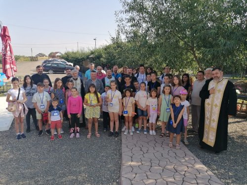 Școală catehetică de vară  la Sânmihaiu Român
