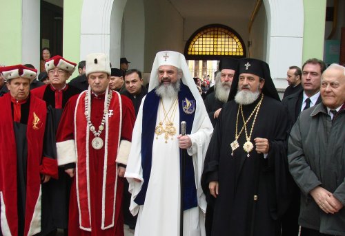Preafericitul Părinte Patriarh Daniel, teologul Luminii Ortodoxiei