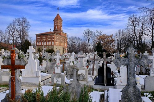 Cimitirul - reflecţii filologice și teologice 