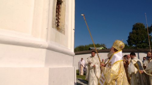 Înnoirea și târnosirea bisericii fostei mănăstiri prahovene Vărbila 