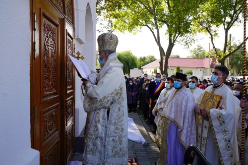 Sfinţirea bisericii din localitatea Mircea Vodă, judeţul Brăila