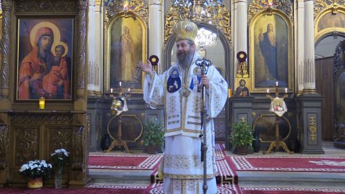 Slujire arhierească și Te Deum la Catedrala din Giula, de Ziua Națională a României