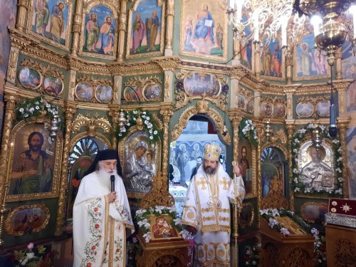 Arhiepiscopul Mirelor Lichiei cinstit la Mănăstirea Coșula din județul Botoșani