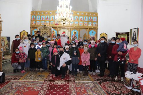 Daruri pentru 320 de copii din localitățile vasluiene Voinești și Tupilați