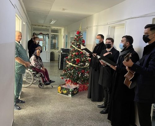 Colinde cântate la Spitalul Municipal din Caransebeș