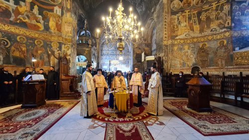 Slujbă de mulțumire în Catedrala Arhiepiscopală din Suceava, la aniversarea Unirii Principatelor Române