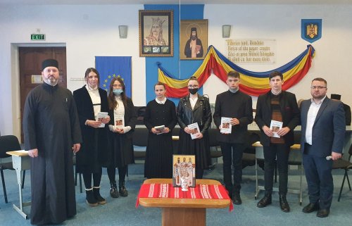 Activități dedicate ocrotitorilor învățământului teologic, la Seminarul Teologic de la Mănăstirea Neamț