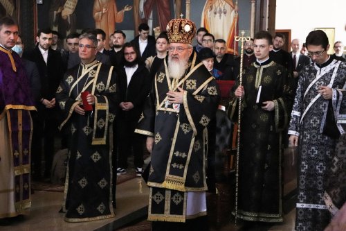 Slujire la capela Facultății de Teologie Ortodoxă din Cluj‑Napoca