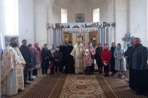 Slujire arhierească la Mănăstirea Chirilovca