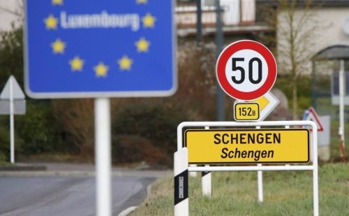 Spațiul Schengen, o inițiativă franco-germană apărută în 1984 