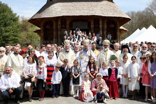 Sfințirea unei noi biserici românești de pe pământ american