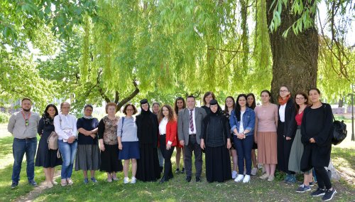 Vizită de studiu a studenților de la Facultatea „Justinian Patriarhul”