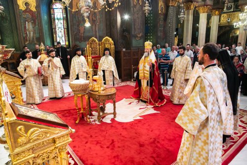 Laudă de seară adusă Sfinţilor Împăraţi la Catedrala Patriarhală
