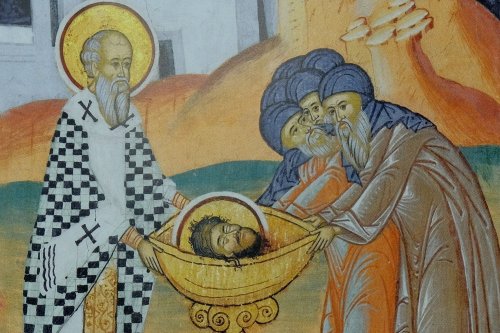 Odovania Înjumătăţirii Cincizecimii;  A treia aflare a capului Sfântului Proroc Ioan Botezătorul (Dezlegare la peşte)