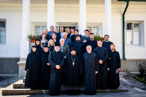 Lansarea cărții „Preoția sacramentală și provocările lumii moderne” la Mănăstirea Slatina, Suceava