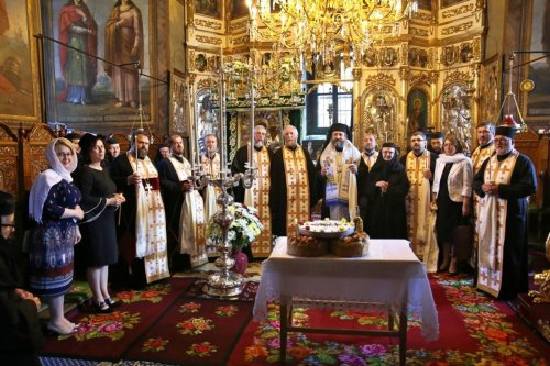 Trei decenii de la reactivarea Liceului Teologic „Sfânta Parascheva” de la Mănăstirea Agapia