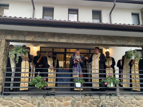 Binecuvântarea noii case parohiale din Gilău, judeţul Cluj