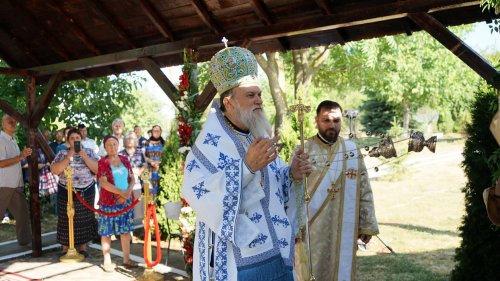 Popas de rugăciune la Mănăstirea „Sfântul Ierarh Nicolae”-Tăriceni