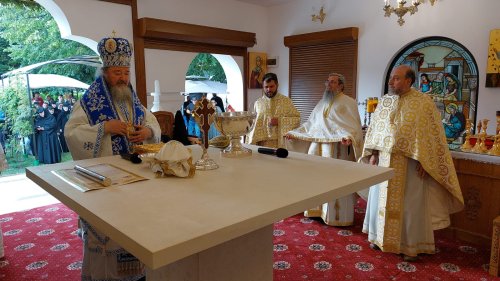 Înnoire și binecuvântare la mănăstirea prahoveană Ghighiu