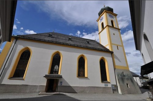 Parohia „Sfinții Mărturisitori Ardeleni”-Kufstein își va sărbători hramul