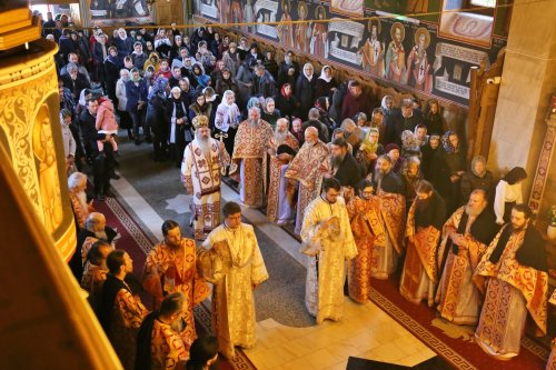 Sărbătoarea Sfântului Mucenic Dimitrie la Mănăstirea Pângărați