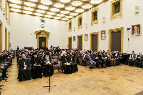 Simpozion internațional dedicat Sfântului Paisie de la Neamț