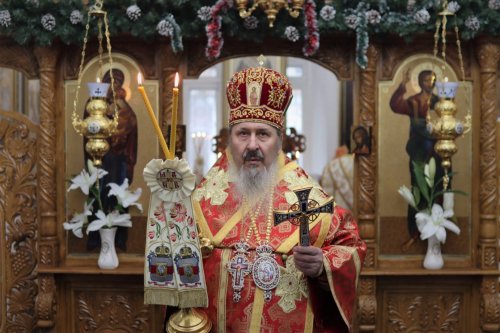 Întreită sărbătoare la Paraclisul Mitropolitan „Sfântul Ioan Teologul” din Chișinău