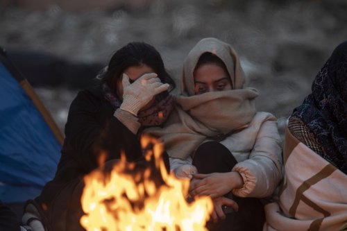 Sute de mii  de oameni fără adăpost în Turcia