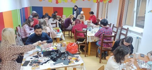 Atelier de creație la un centru de zi pentru copii cu dizabilități