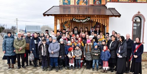 Al șaselea copil al unei familii de preot botezat de Mitropolitul Moldovei și Bucovinei