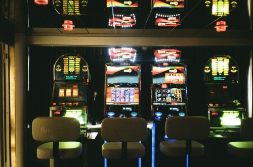Belgia interzice reclama la jocurile de noroc