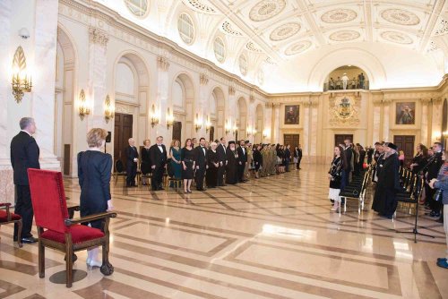 Învestituri Regale în Sala Tronului din București